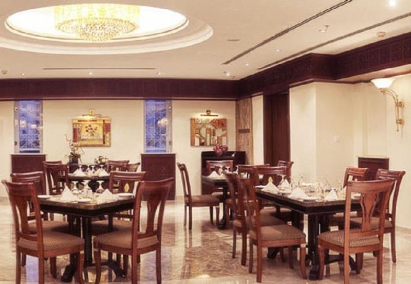 Gloria Hotel Doha Restaurant foto